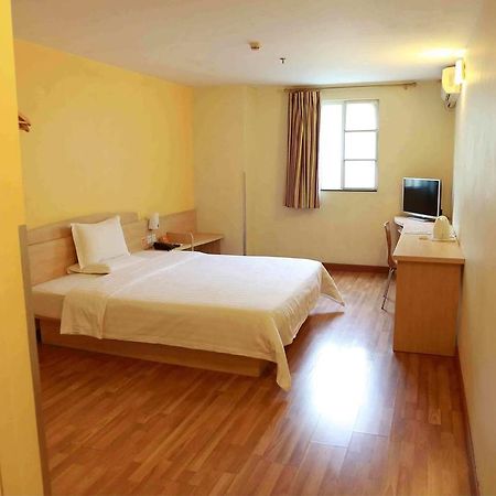 7Days Inn Nanning Min Zu Avenue Room photo