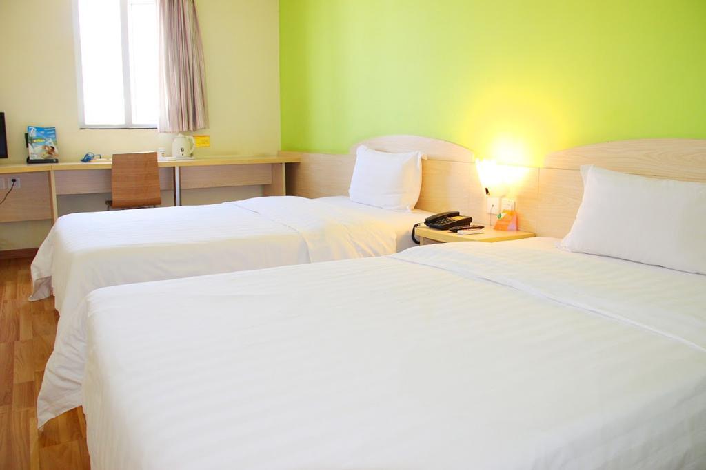 7Days Inn Nanning Min Zu Avenue Exterior photo