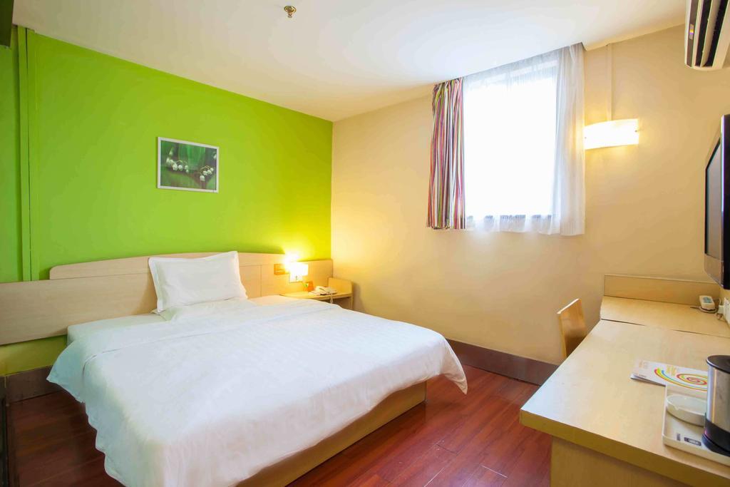 7Days Inn Nanning Min Zu Avenue Exterior photo